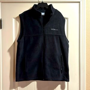 Columbia fleece vest
